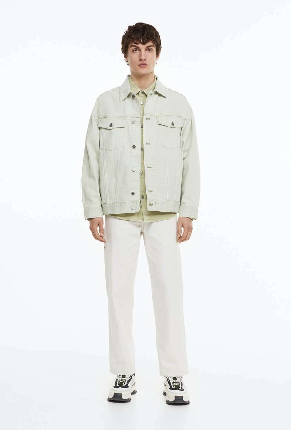 shop-man-4-cream shop-man-4-cream